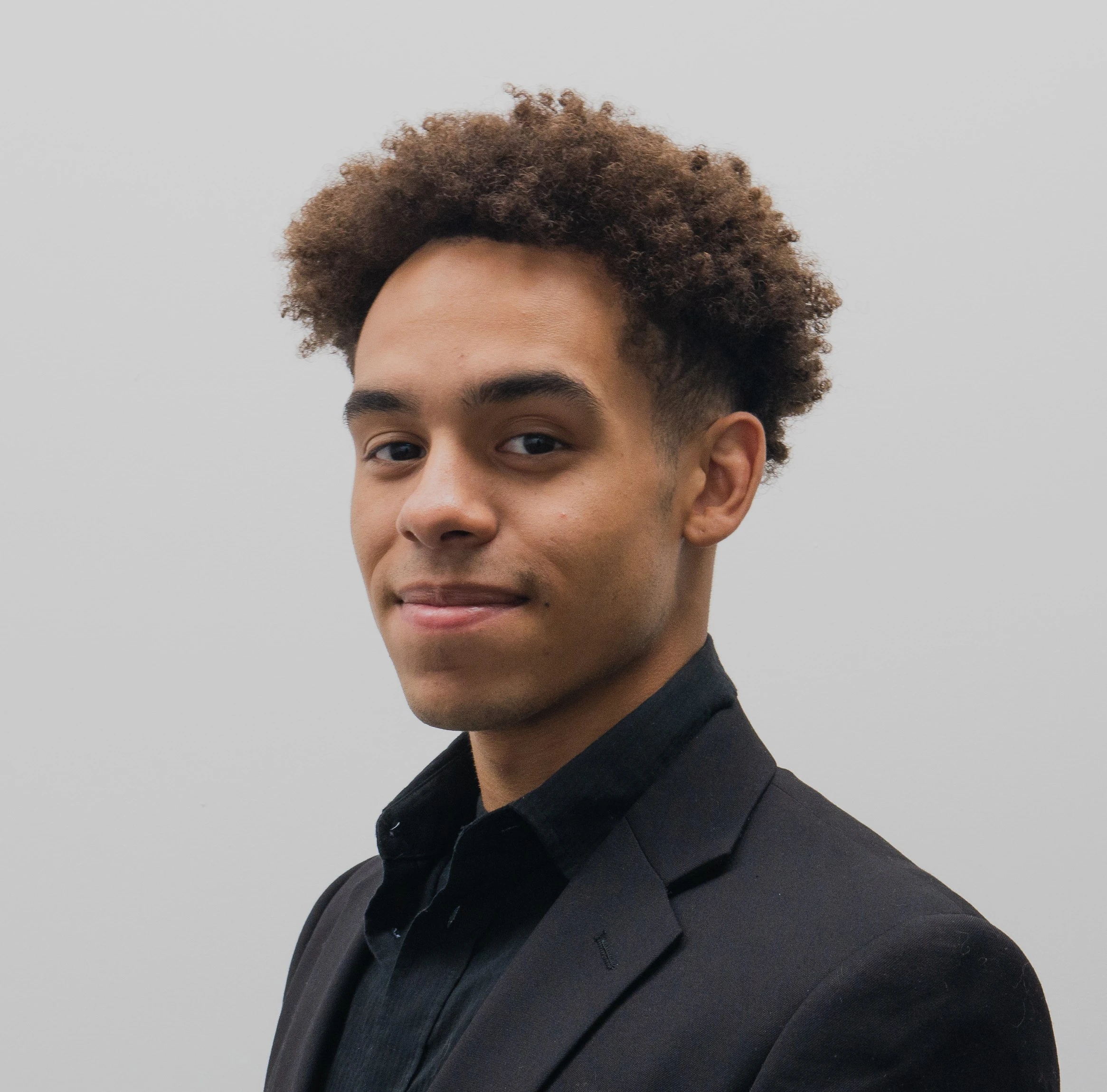 78519623312299461-jordan-headshotjpg-16807979806863.jpg